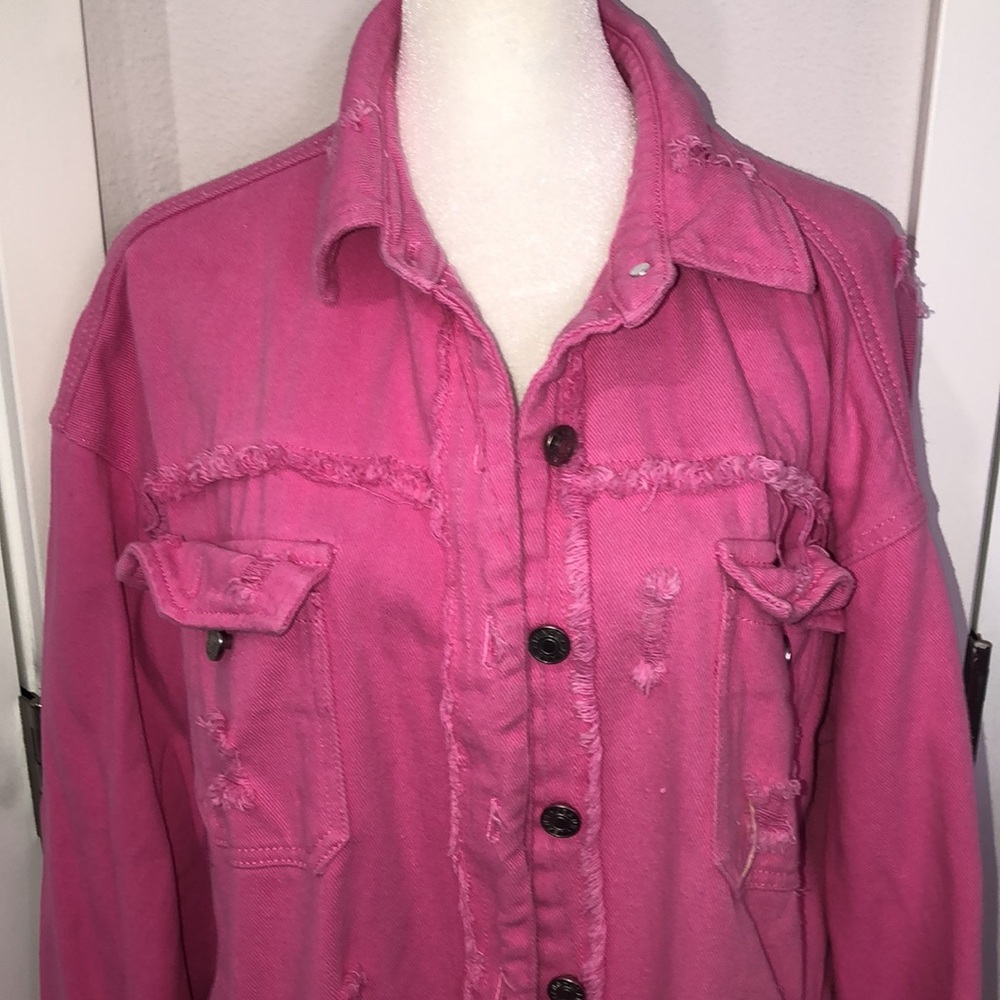 Women’s Oversize Frayed Lightweight Denim Jacket Size XL.  Bubble gum pink. - Picture 4 of 17